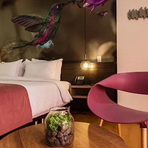 Hotel Vivre, Medellin